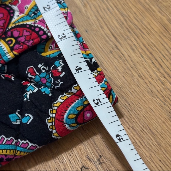 Vera Bradley Black Quilted Crossbody Strap Wallet in Parisian Paisley - Picture 10 of 10